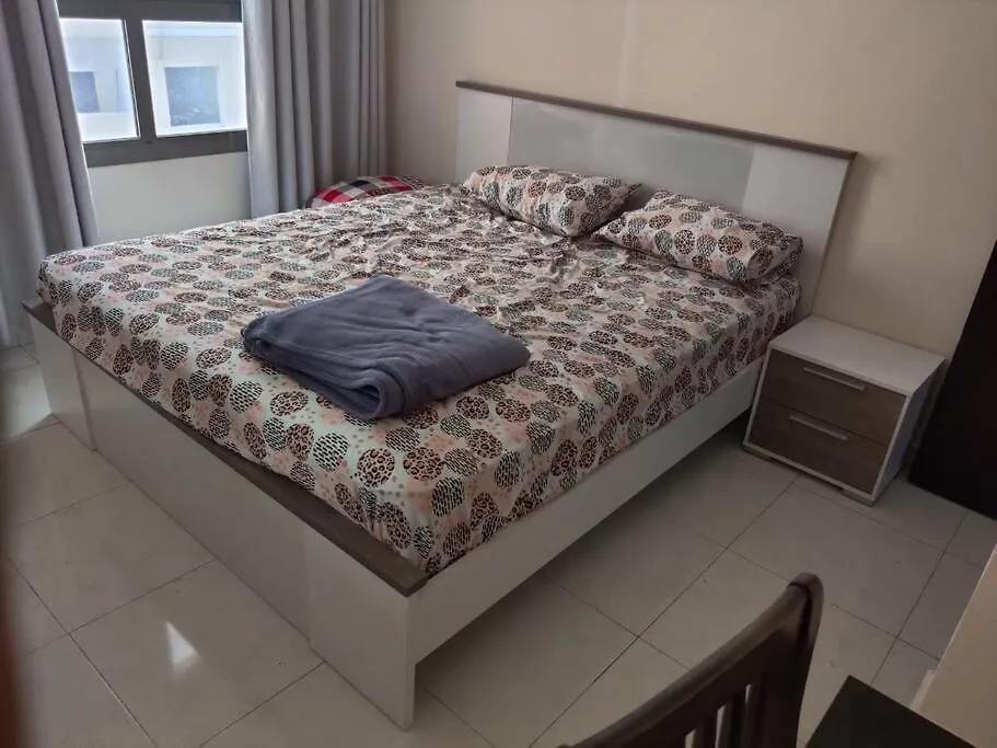 Lovely 2Bhk Family Apartment In Ajman Al Ḩamīdīyah 0*,